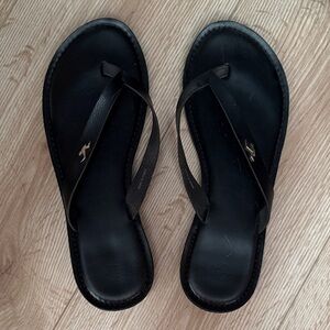 Hollister Black Flip Flop Sandals